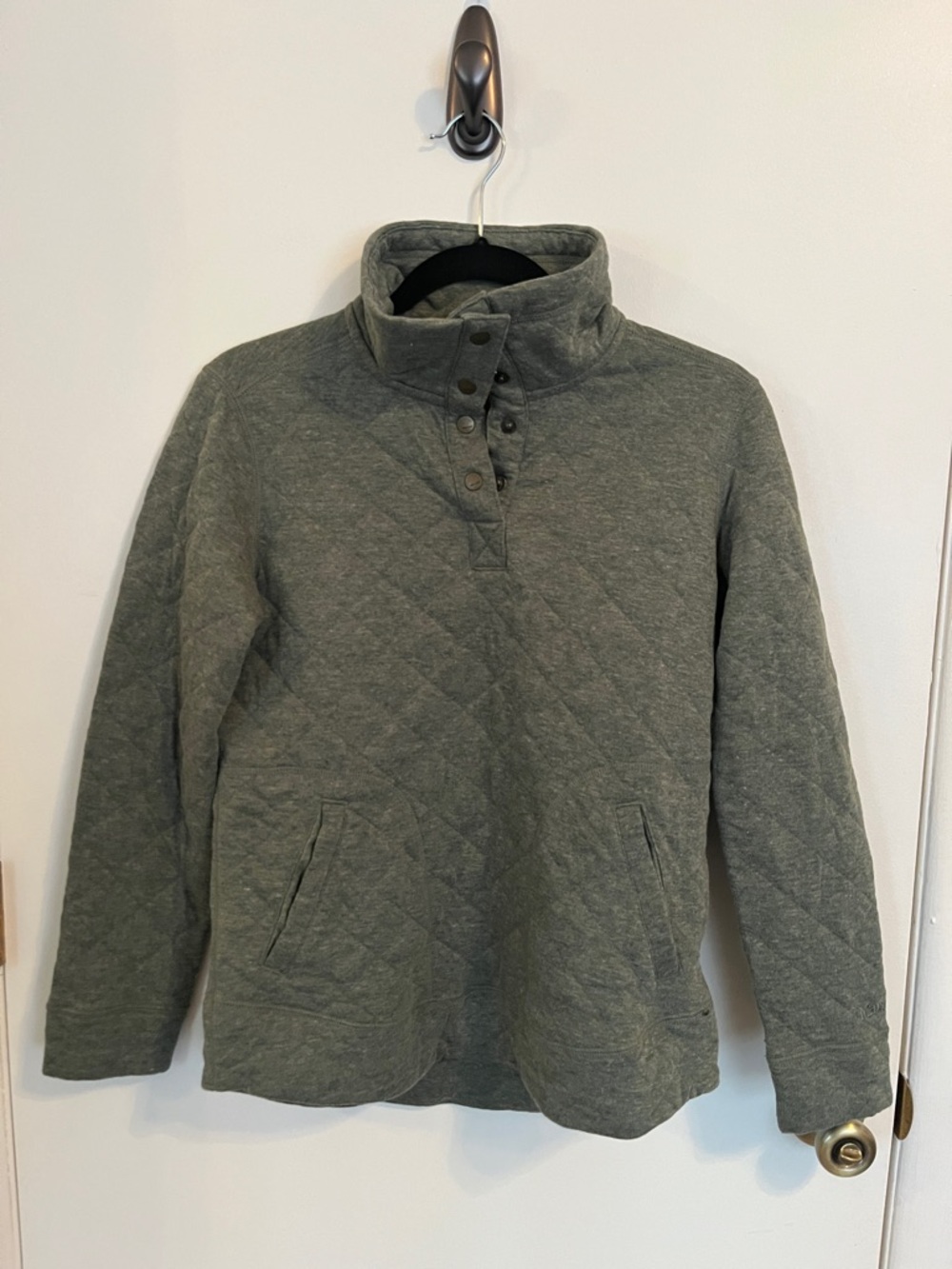 Marmot Quilted Pullover Jacket in Olive Green